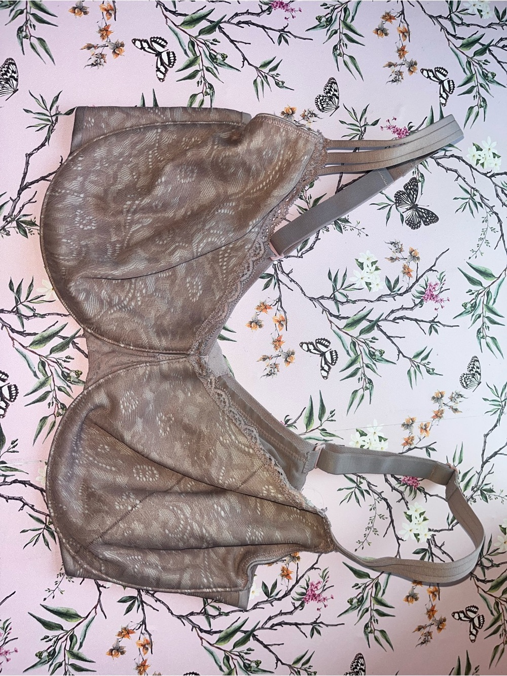 Soma Lace Full-Coverage Bra in Taupe